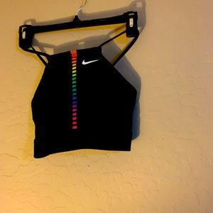 Nike 2pc crop set